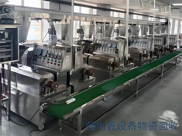 唐山搅拌站设备回收拆除