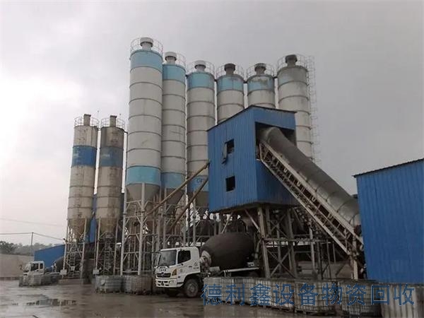 混凝土搅拌站回收价值与处理建议